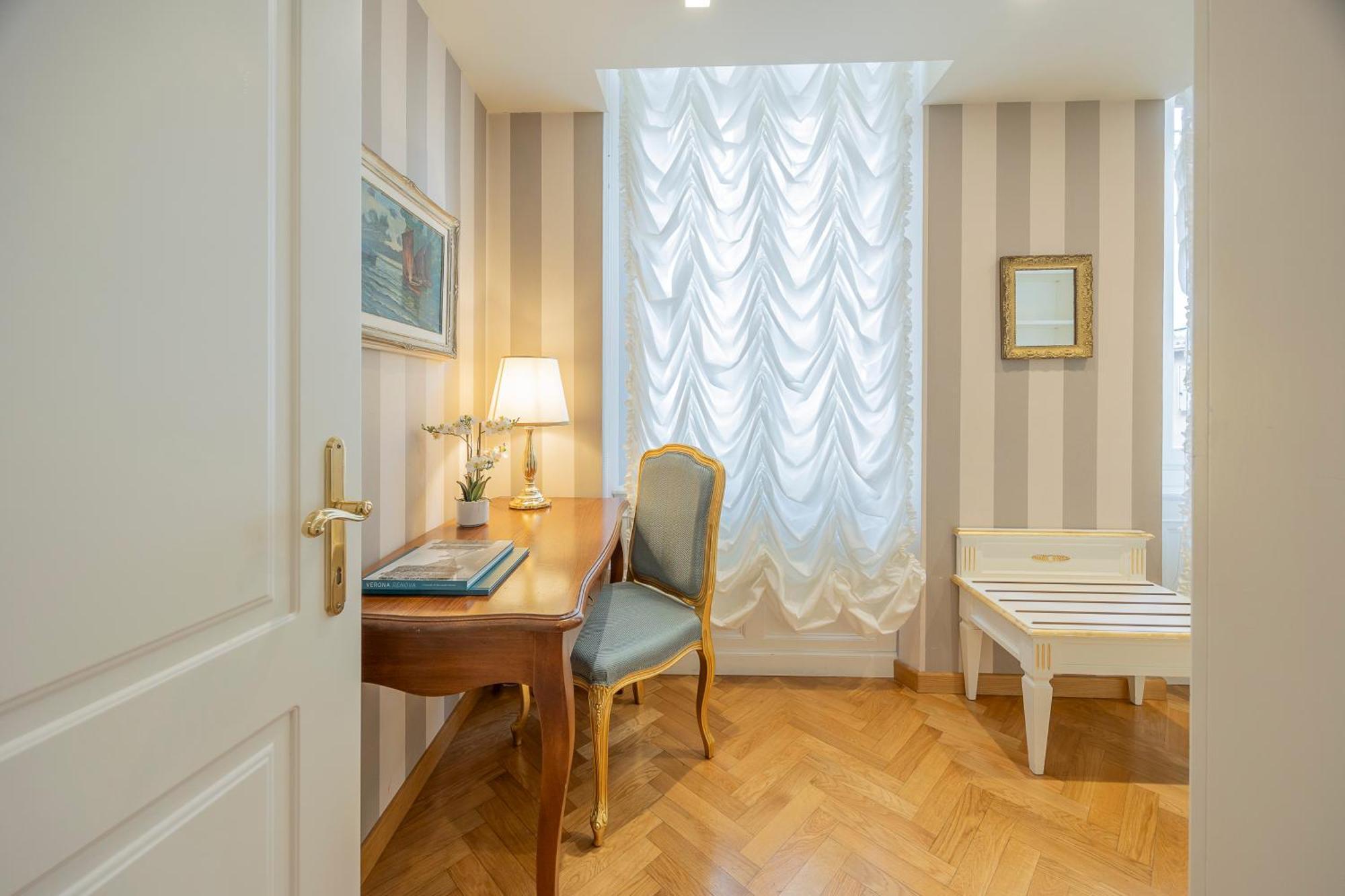 Palazzo Monga Boutique Guesthouse Verona Exterior foto